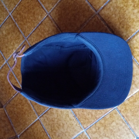 Supreme Hat - Picture 6 of 8